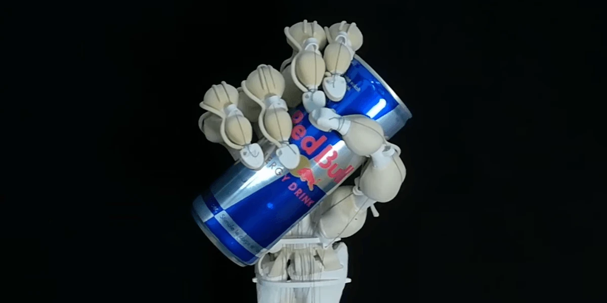 A Robot Hand That Moves With Muscles and Tendons