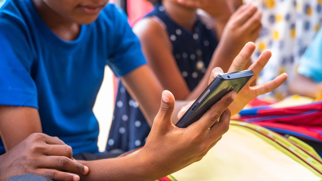 Which countries have banned social media for kids?