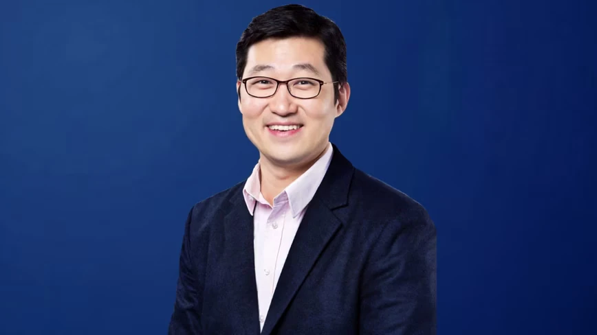 Seoul court suspends the order making Coupang’s founder its controlling person