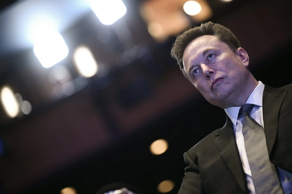 Elon Musk shares anti-immigrant posts before SpaceX IPO