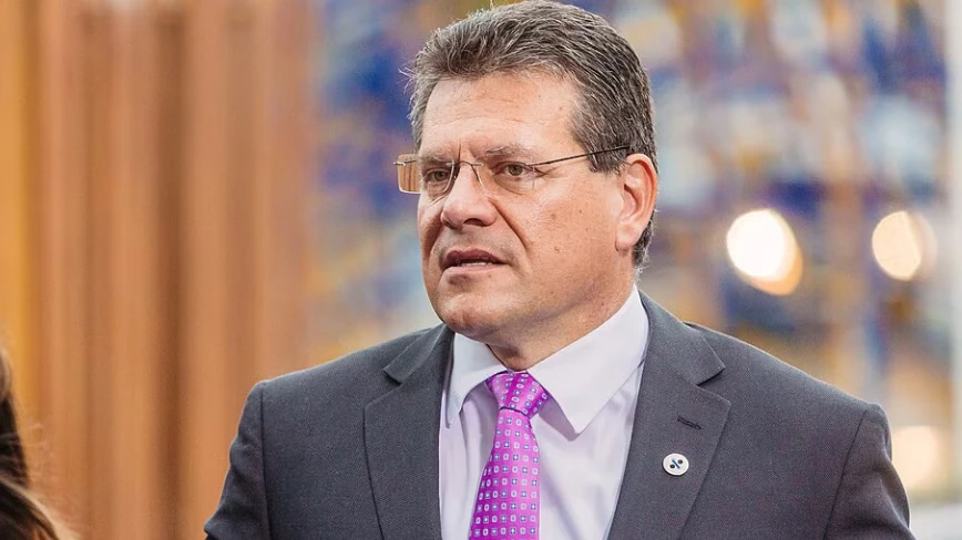 EU trade chief wants a new tool to break Europe’s dependence on Chinese chips and rare earths