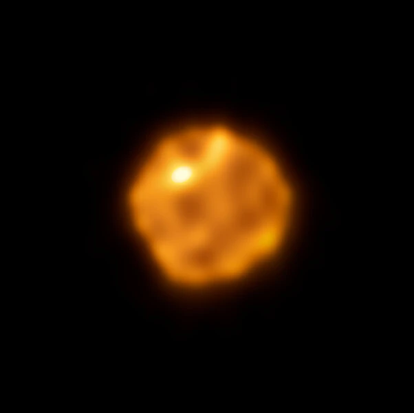ALMA Reveals Long-Lived Hotspots on Betelgeuse's Bubbling Surface