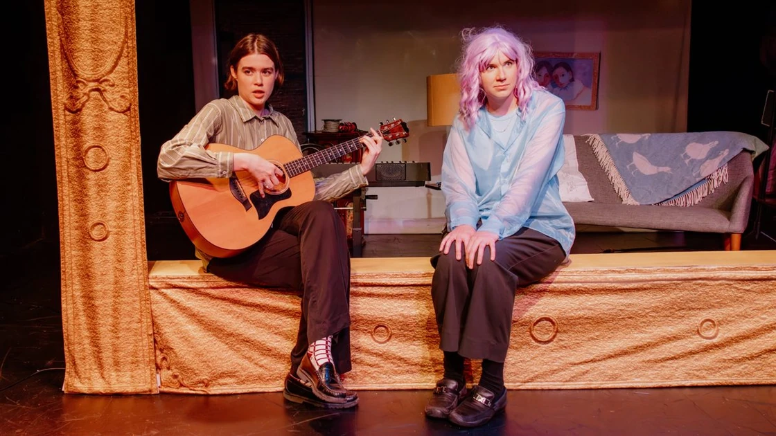 'Saturday Night Live's Jane Wickline brings odd charm to the double-act musical 'Dukes'