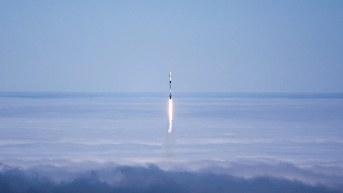 SpaceX officially prices shares at $135 in the largest IPO ever