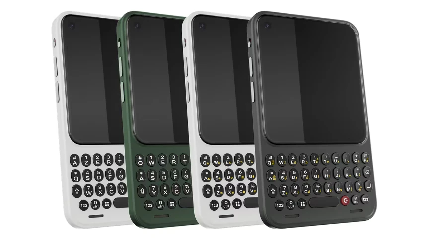 Clicks shows off its BlackBerry-inspired Communicator phone in new hands-on video