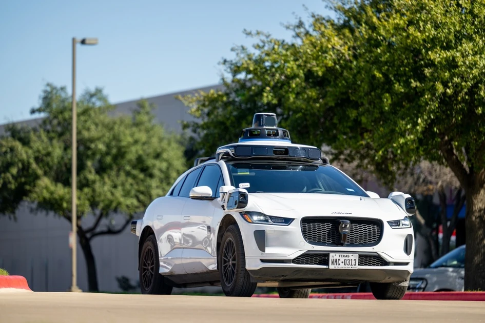 Waymo dominates autonomous vehicle registrations as Tesla trails behind