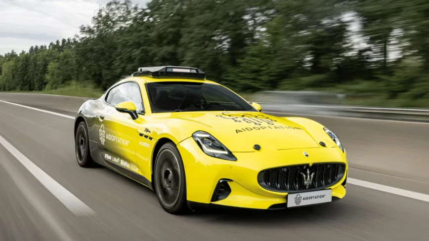 This EU-first robocar tests at 120 km/h, and uses no AI to drive