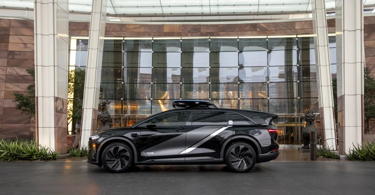 Why Nuro thinks being a robotaxi ‘second mover’ gives it an advantage