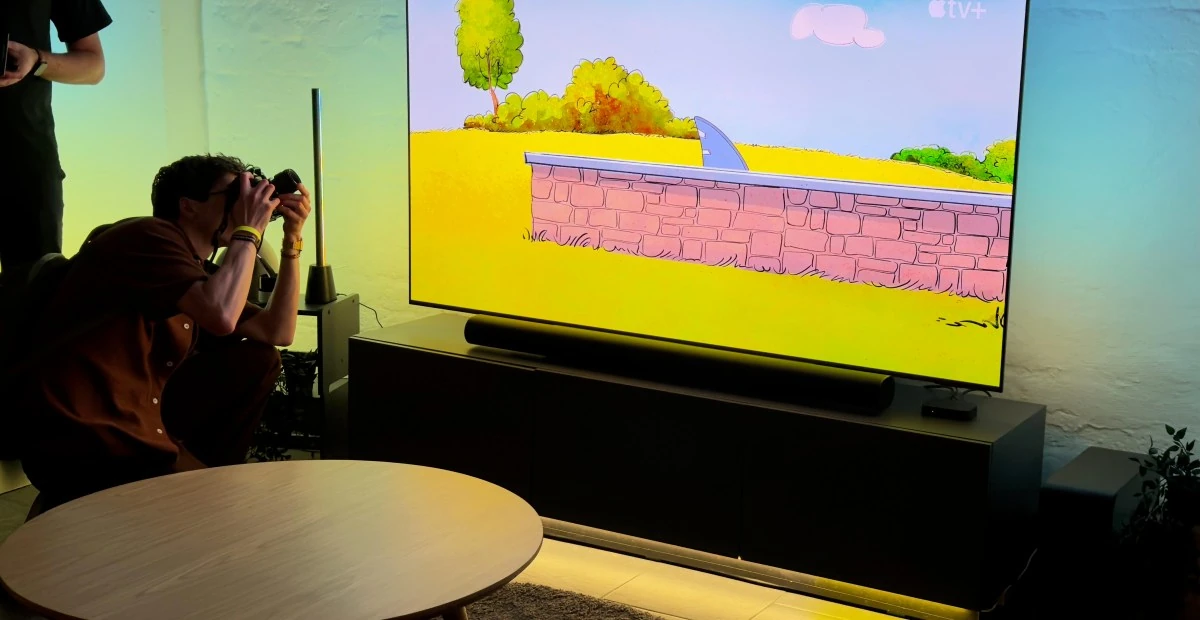 Philips Hue adds more affordable options for syncing smart lights with your TV