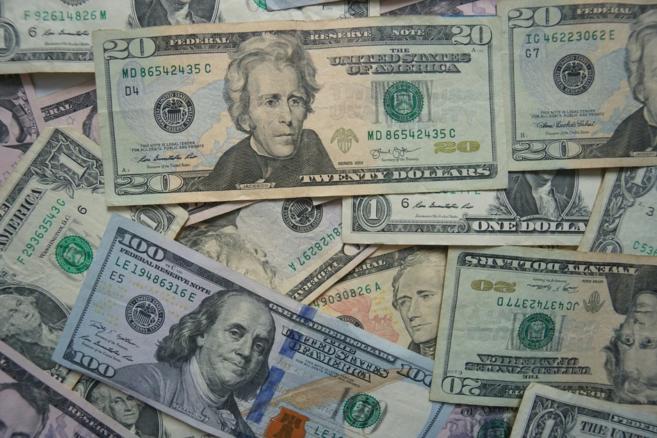 The “passive income” trap ate a generation of entrepreneurs