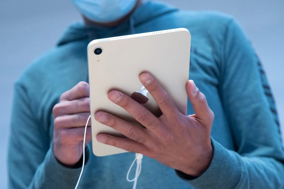 Foldable iPhone Ultra vs. iPad: How their screens (reportedly) compare