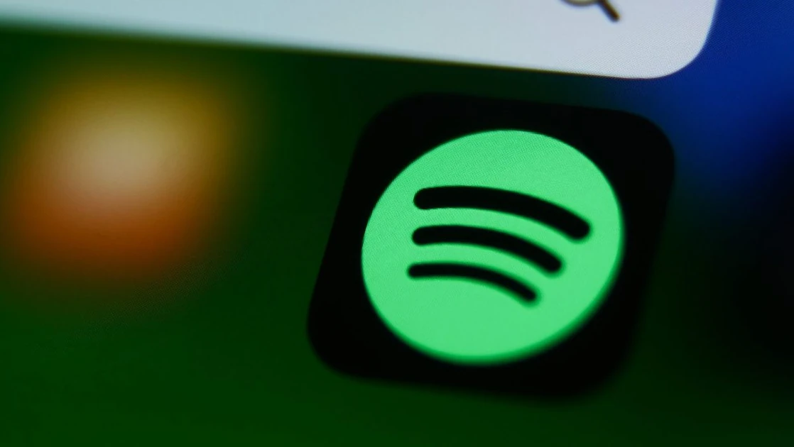 Spotify and Universal Music strike deal allowing fan-made AI covers and remixes