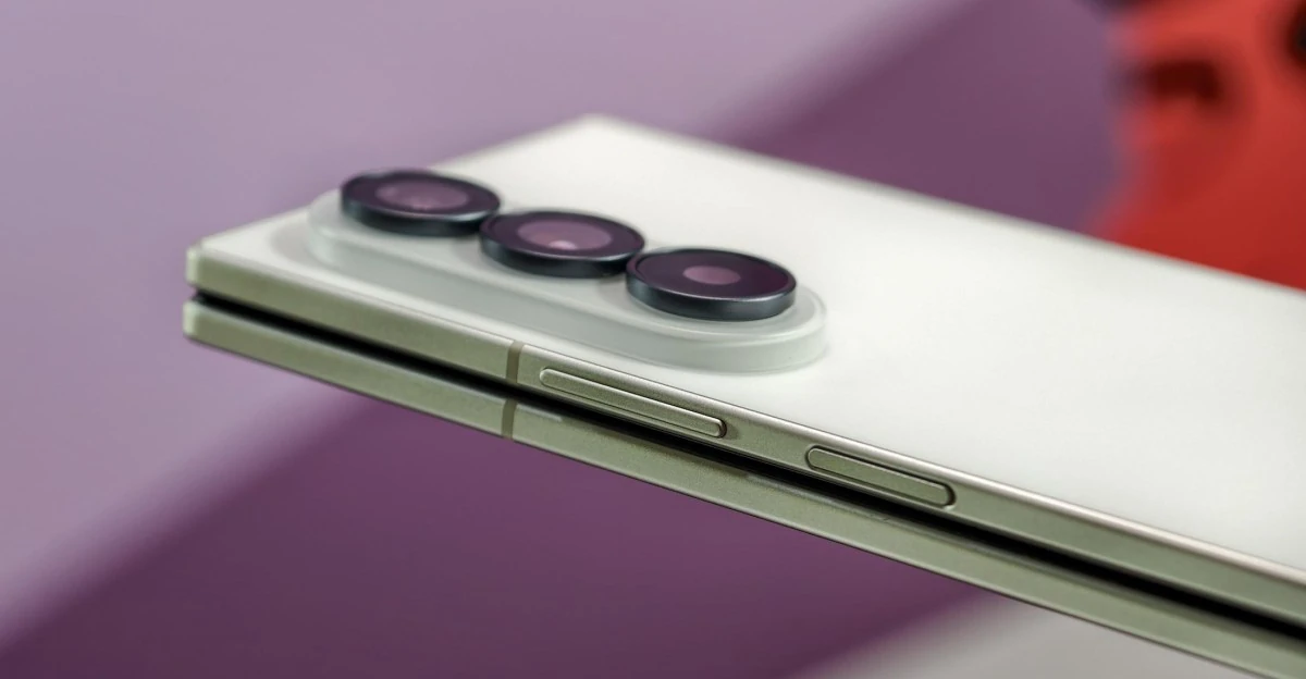 Samsung’s newest foldable finally feels Ultra