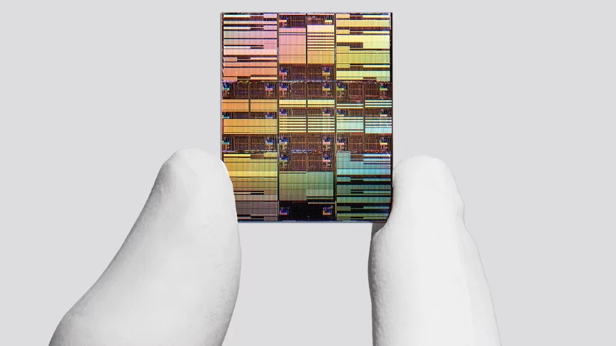 IBM says it has built the first sub-1nm chip technology