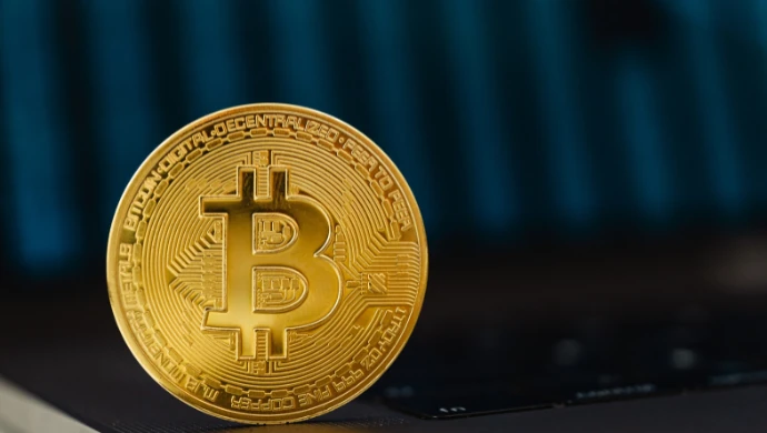 Crypto plunges, big tech earnings are strong. So why are markets nervous?