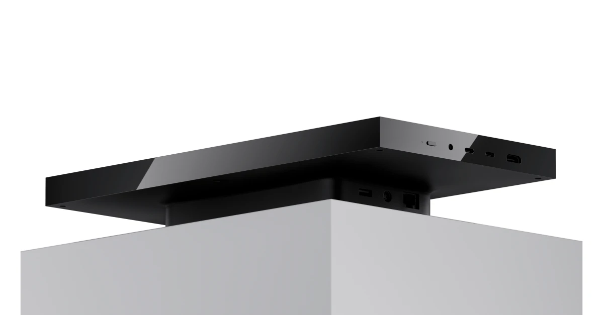 Microsoft created the mini Surface dev box that Qualcomm couldn’t