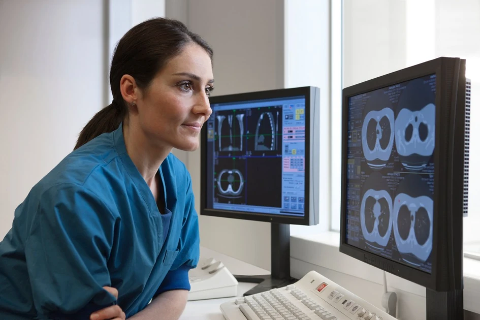 In Harvard study, AI offered more accurate diagnoses than emergency room doctors