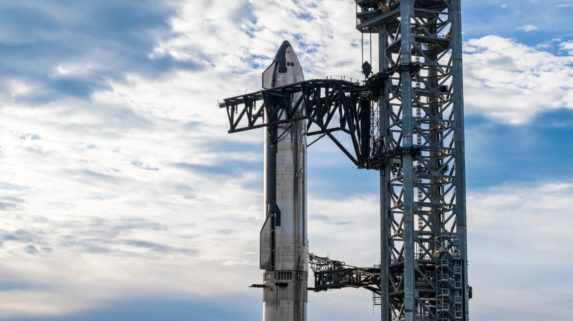 Report: Google and SpaceX in talks to put data centers into orbit