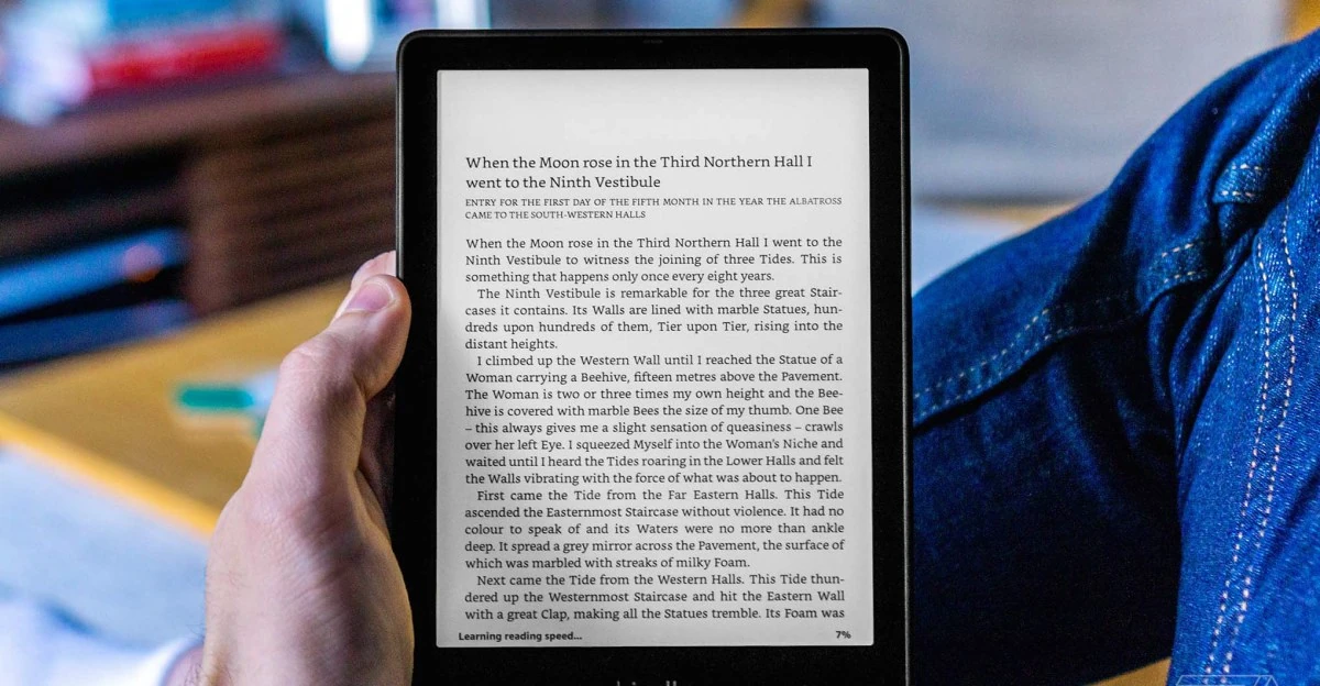 Amazon’s last-gen Paperwhite is on sale for less than the entry-level Kindle