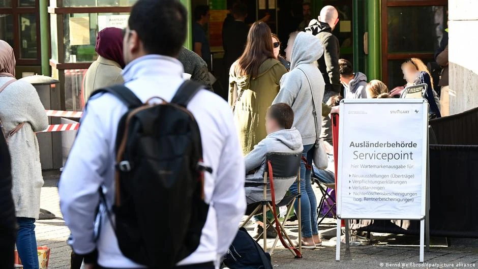 Why migrants come to Germany for work and then leave again