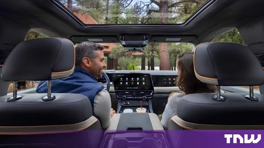 GM’s new UI for trucks gives CarPlay its own window