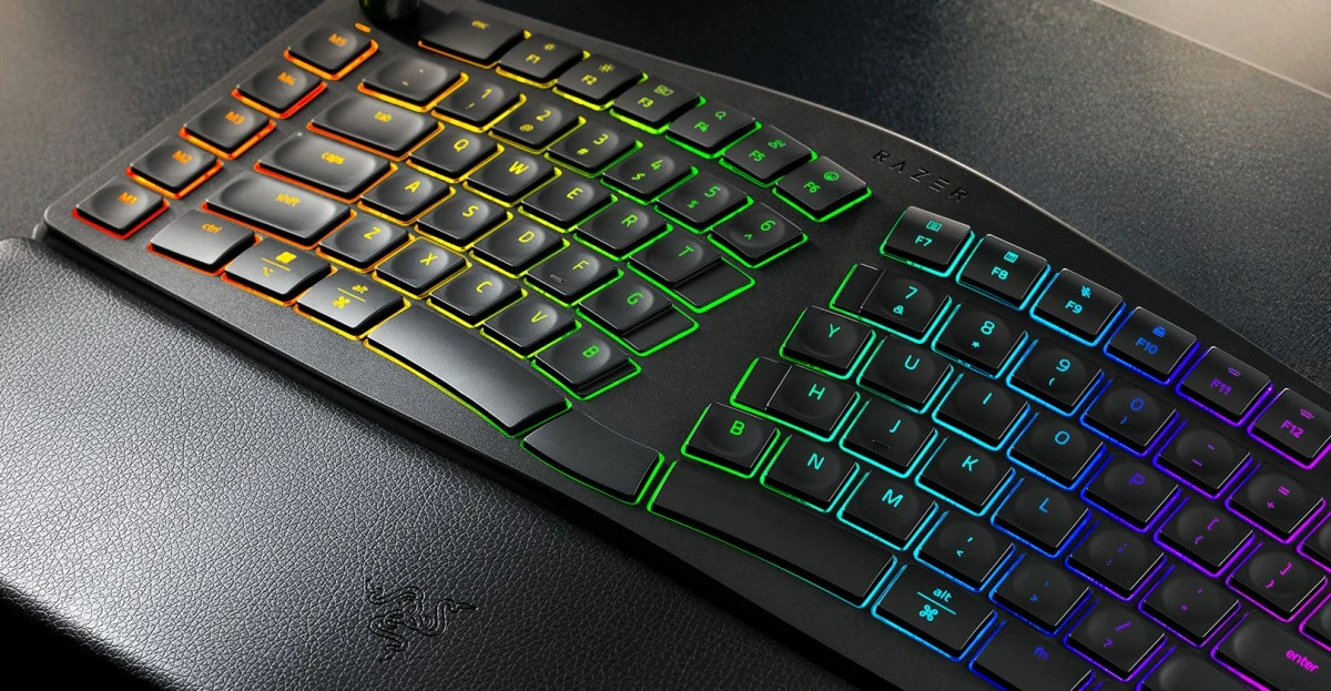 Razer’s first split ergonomic keyboard puts extra keys in reach of your thumbs