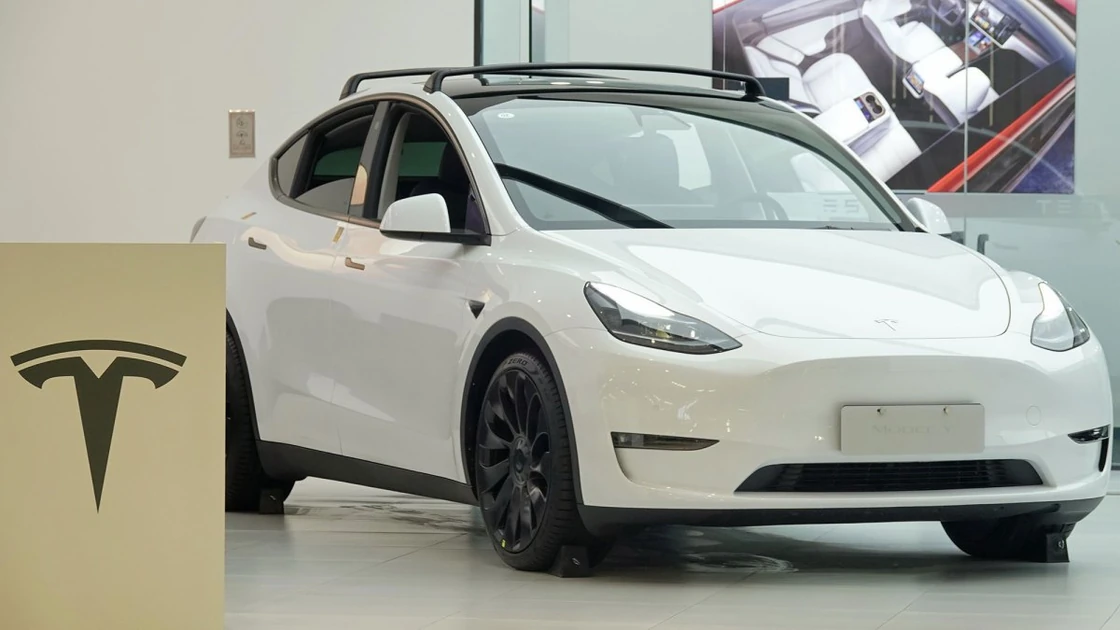 NTSB launches probe into fatal Texas Tesla crash