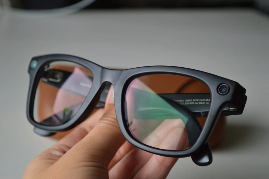 Meta plans to make an AI pendant and more smart glasses soon