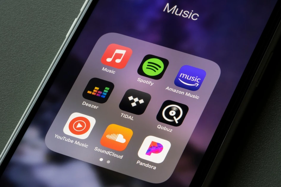 Deezer’s new tool can identify AI music from Spotify, Apple Music, and others