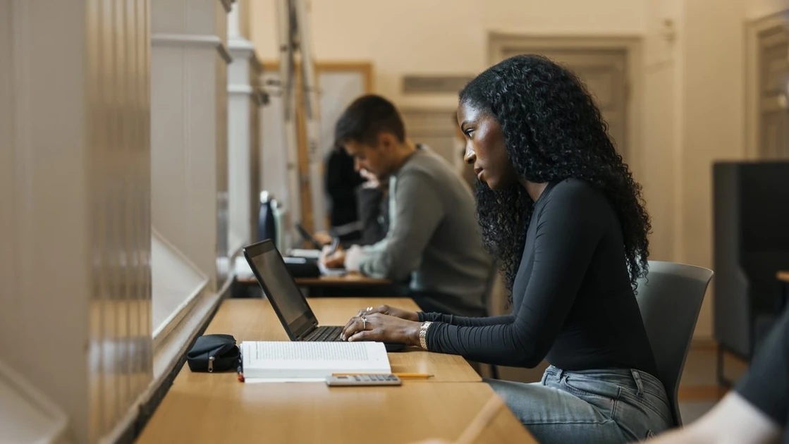 How to get AI to love your resume
