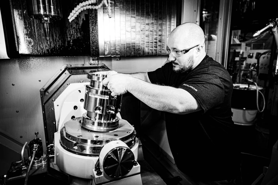 Avalanche’s desktop fusion reactor delivers blistering-hot plasma